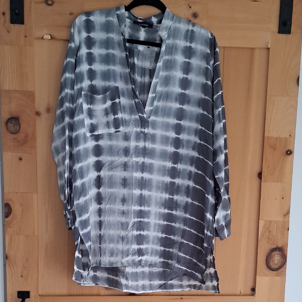 Gray and White Or Dark Olive Green. It Looks Cross Between 2  Tie-Dye Blouse
